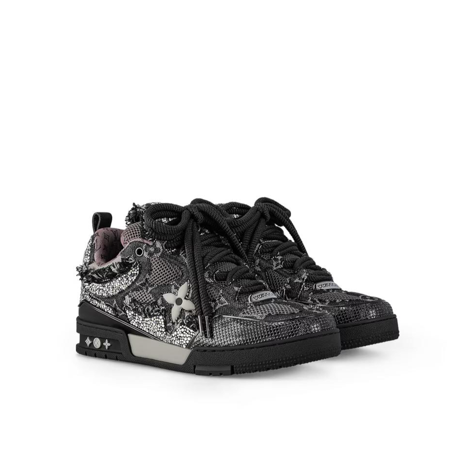 Louis Vuitton Trainer – Color Negro